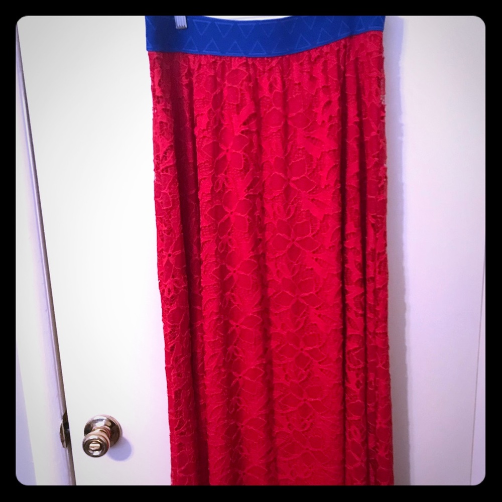 BNWOT LuLaRoe Lucy